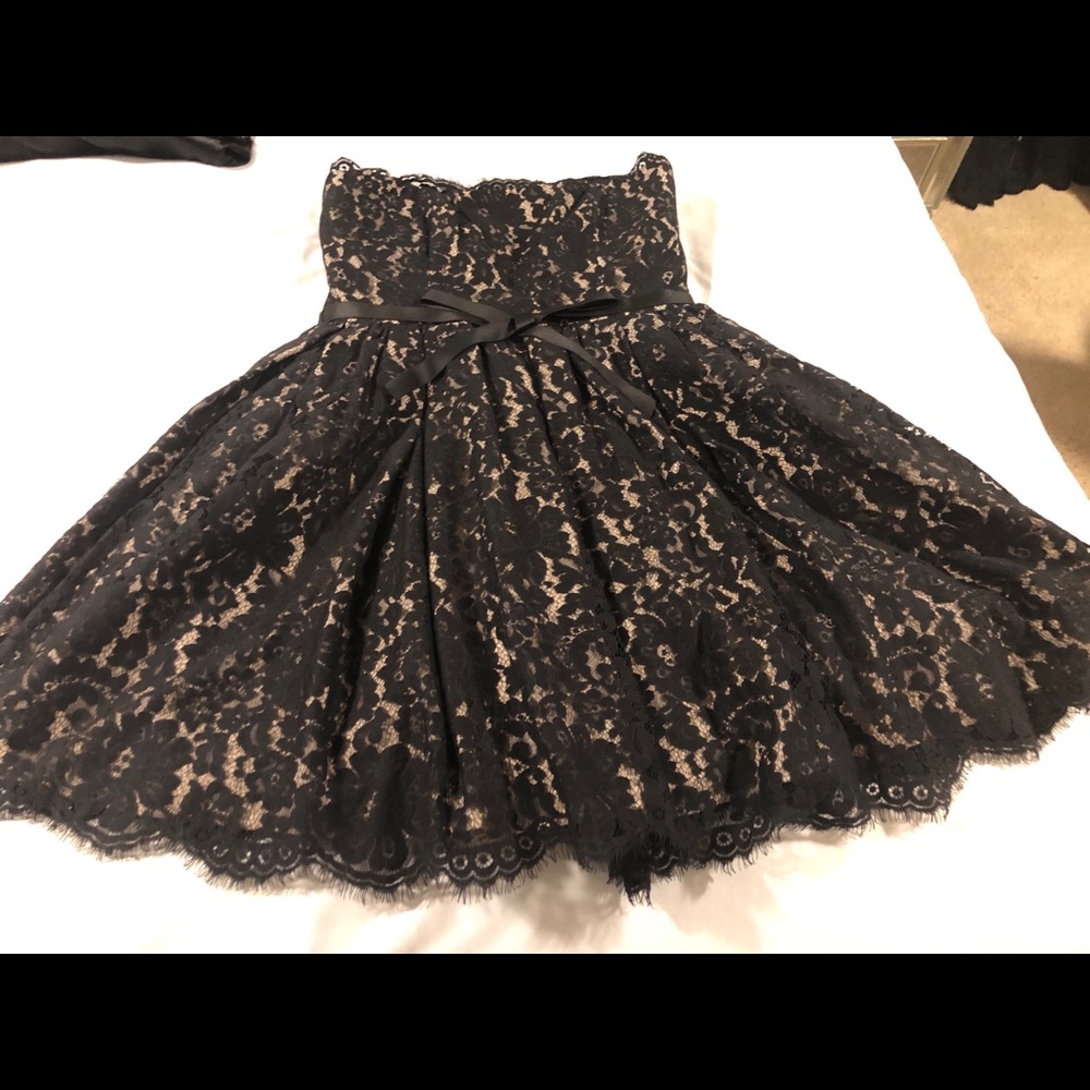Robert Rodriguez Lace Cocktail Dress
